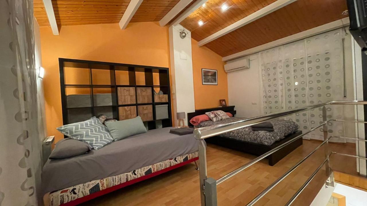 Cozy Beach House With Pool & Bbq Кубеляс Екстериор снимка